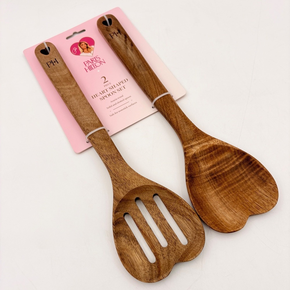 Paris Hilton 2 Piece‎ Heart Shaped Spoon Set Acacia Wood Solid Slotted Utensils